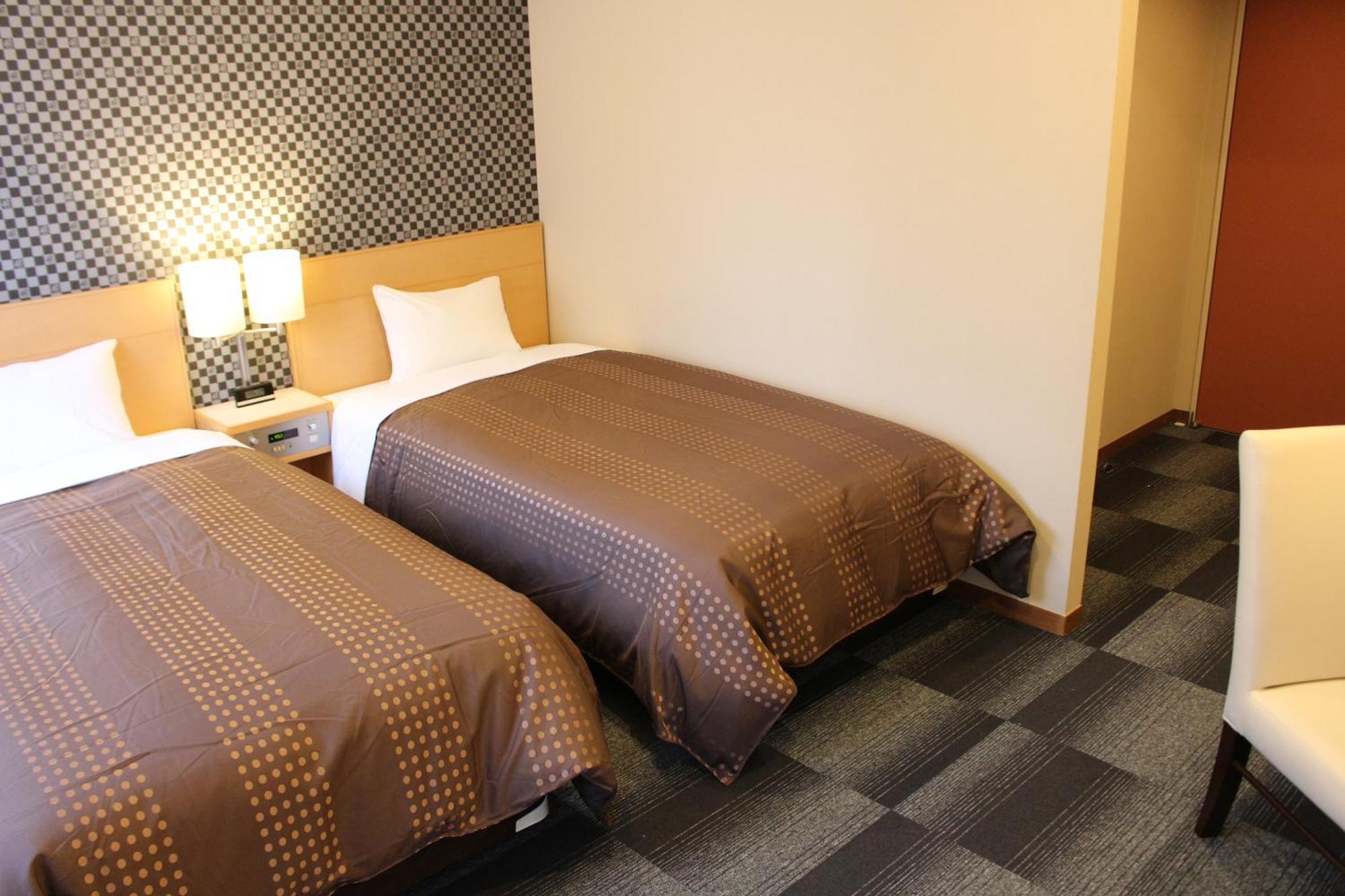 Hotel Livemax Budget Chiba Mihama Екстер'єр фото
